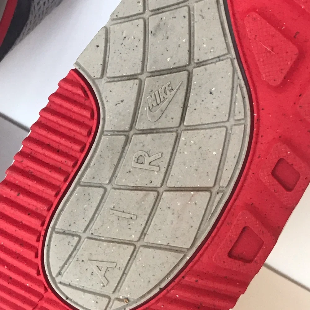 Nike Ohio State Buckeyes College Air Max SYSTM Men Shoe size 10 Mesh Sneaker